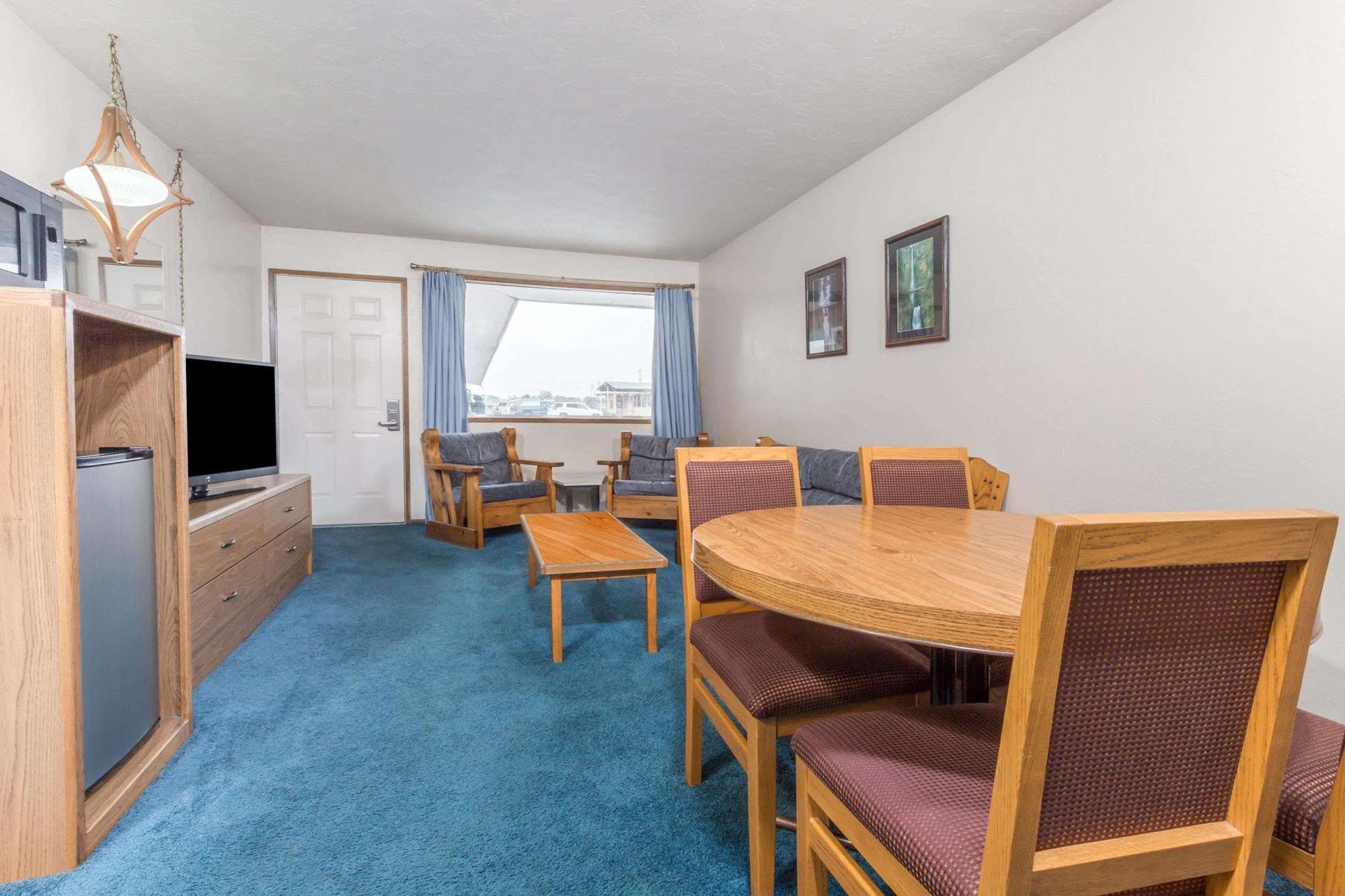 Knights Inn Boardman  Kültér fotó