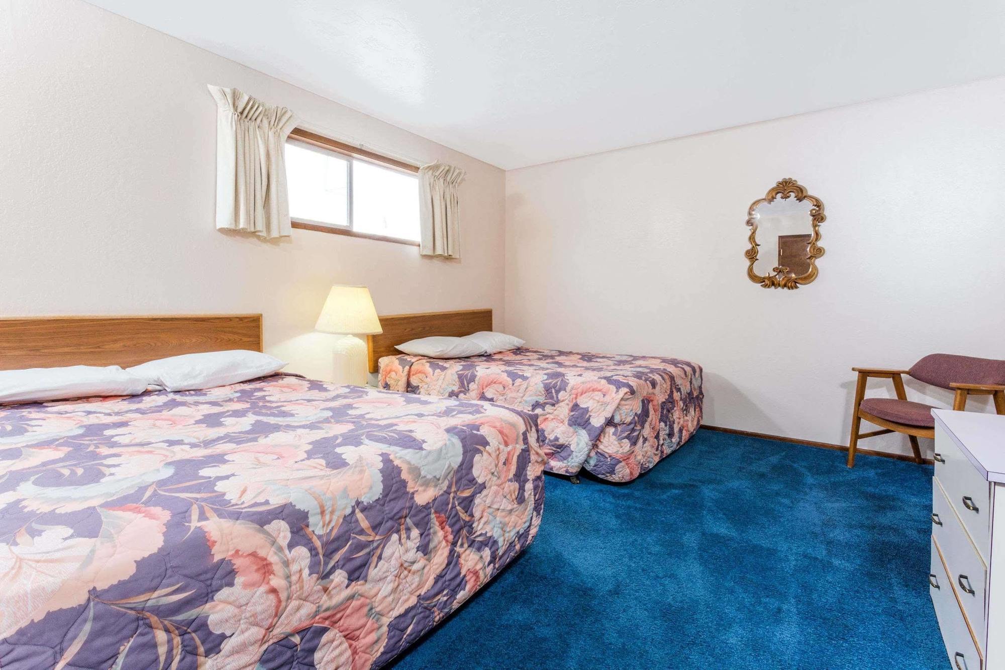 Knights Inn Boardman  Kültér fotó